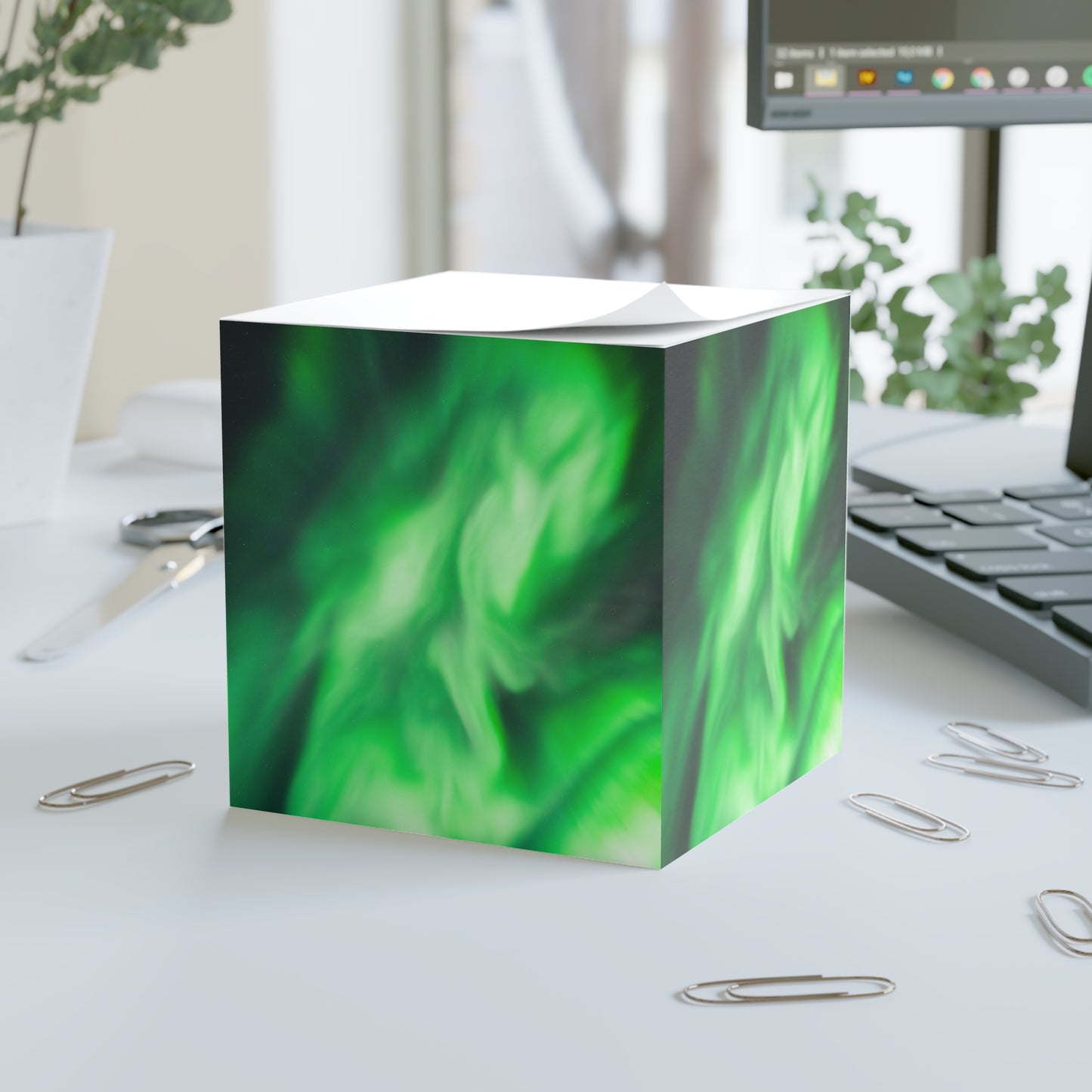 Aurora Borealis Corona Pattern Note Cube
